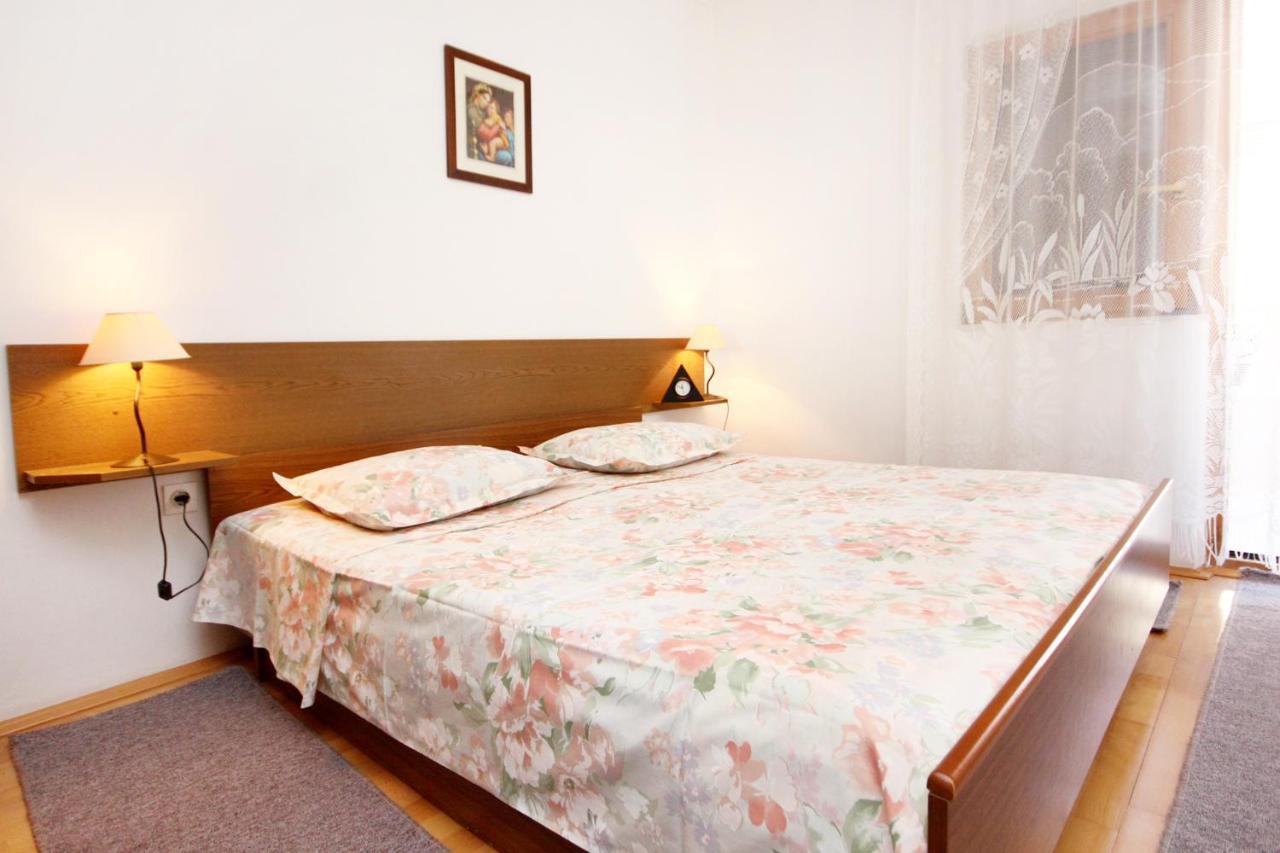 Apartments By The Sea Sevid, Trogir - 9468 エクステリア 写真